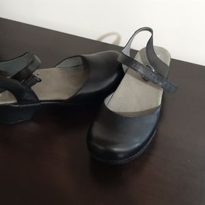 Dansko, size 9 black sandal
